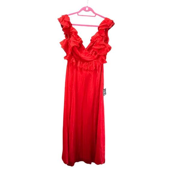 NWT Lulus Red V-Neckline Tied Back Maxi Dress Size Large - Picture 4 of 10